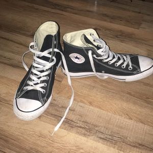 Black & white chuck taylors